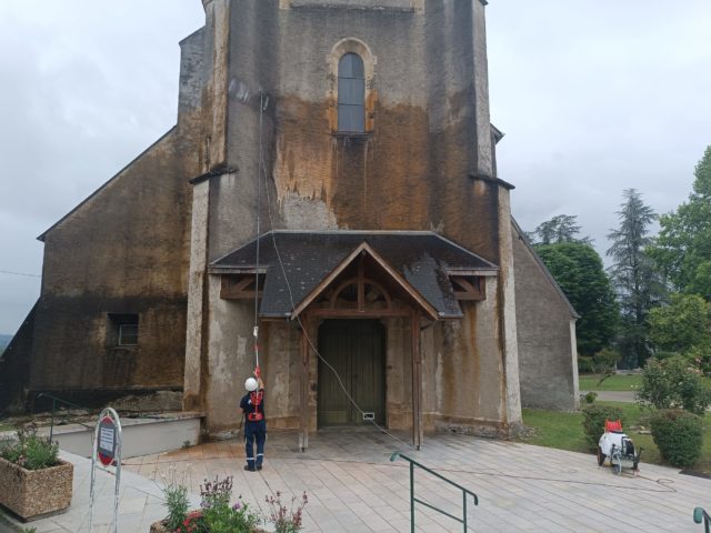 Nettoyage façade à la perche 4